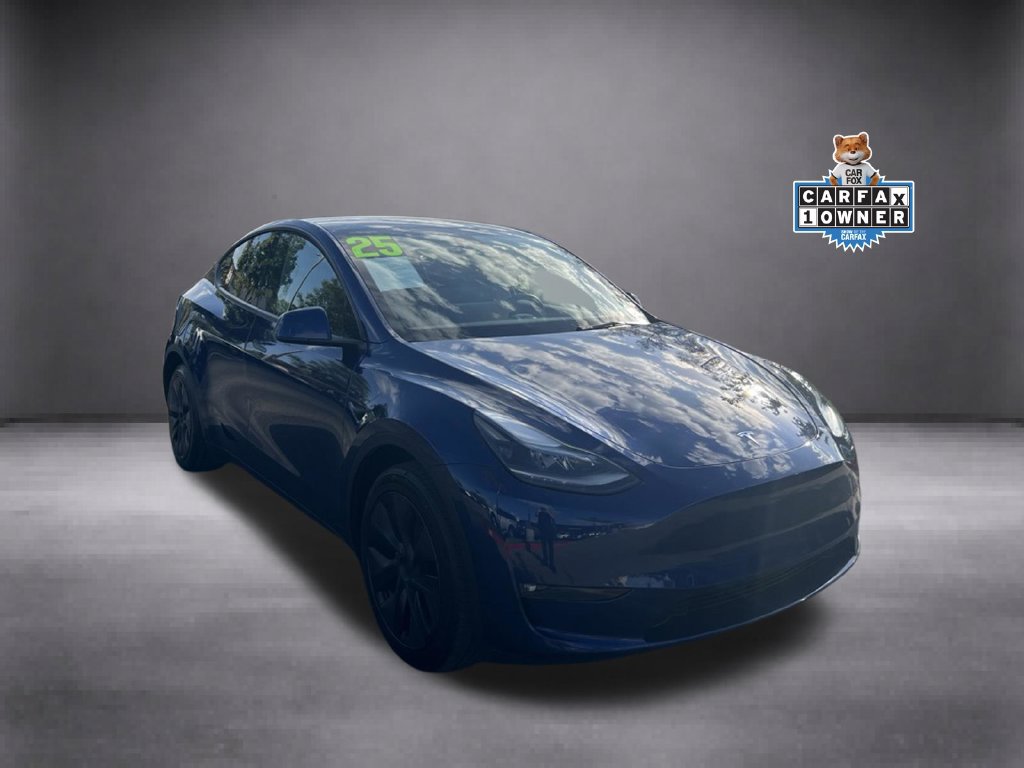 Used 2025 Tesla Model Y Long Range AWD/4WD image 2