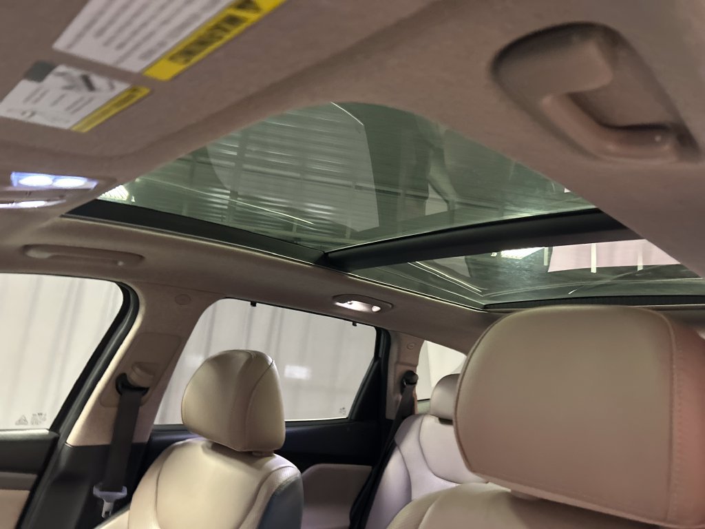 Used 2020 Hyundai Santa Fe Limited w/ Cargo Package FWD image 21
