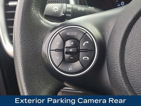 Used 2020 Kia Soul LX FWD image 7
