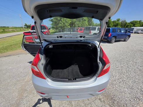 Used 2015 Hyundai Accent GS FWD image 5