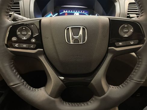 Certified 2023 Honda Odyssey Touring image 12