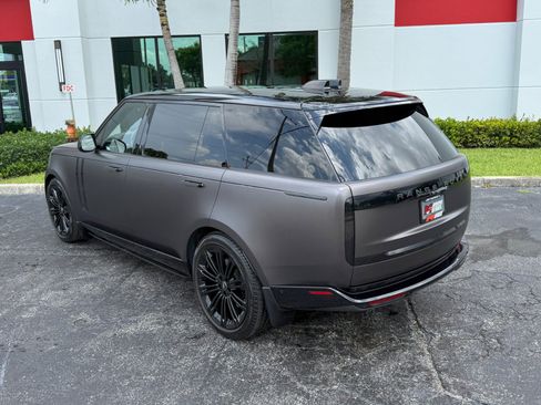 Used 2023 Land Rover Range Rover Long Wheelbase Autobiography AWD/4WD image 15