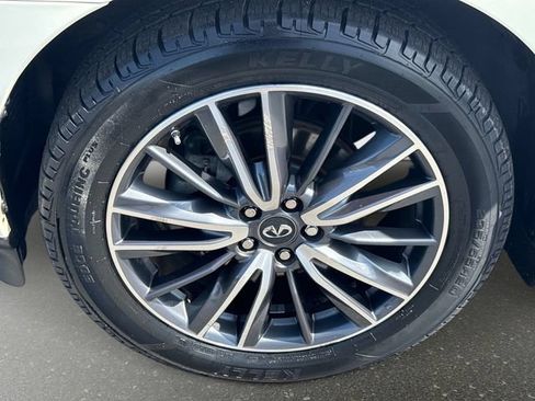 Used 2017 INFINITI QX60 FWD w/ Deluxe Technology Package image 10