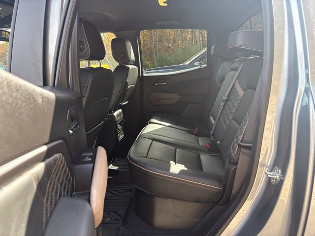 Used 2026 GMC Canyon Denali AWD/4WD image 15