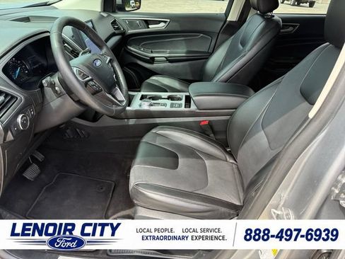 Certified 2022 Ford Edge Titanium AWD/4WD image 10