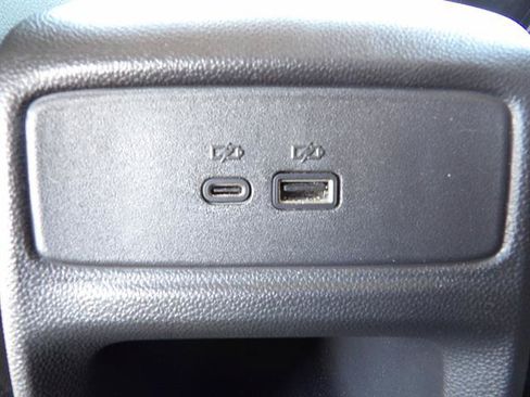 Used 2025 Chevrolet Trax ACTIV w/ Driver Confidence Package FWD image 34