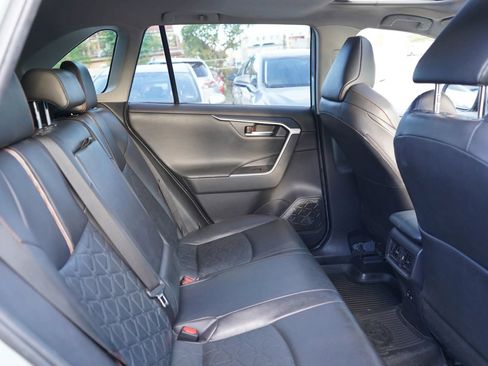Used 2019 Toyota RAV4 Adventure AWD/4WD image 19
