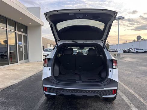 Used 2024 Kia Sportage X-Pro image 5