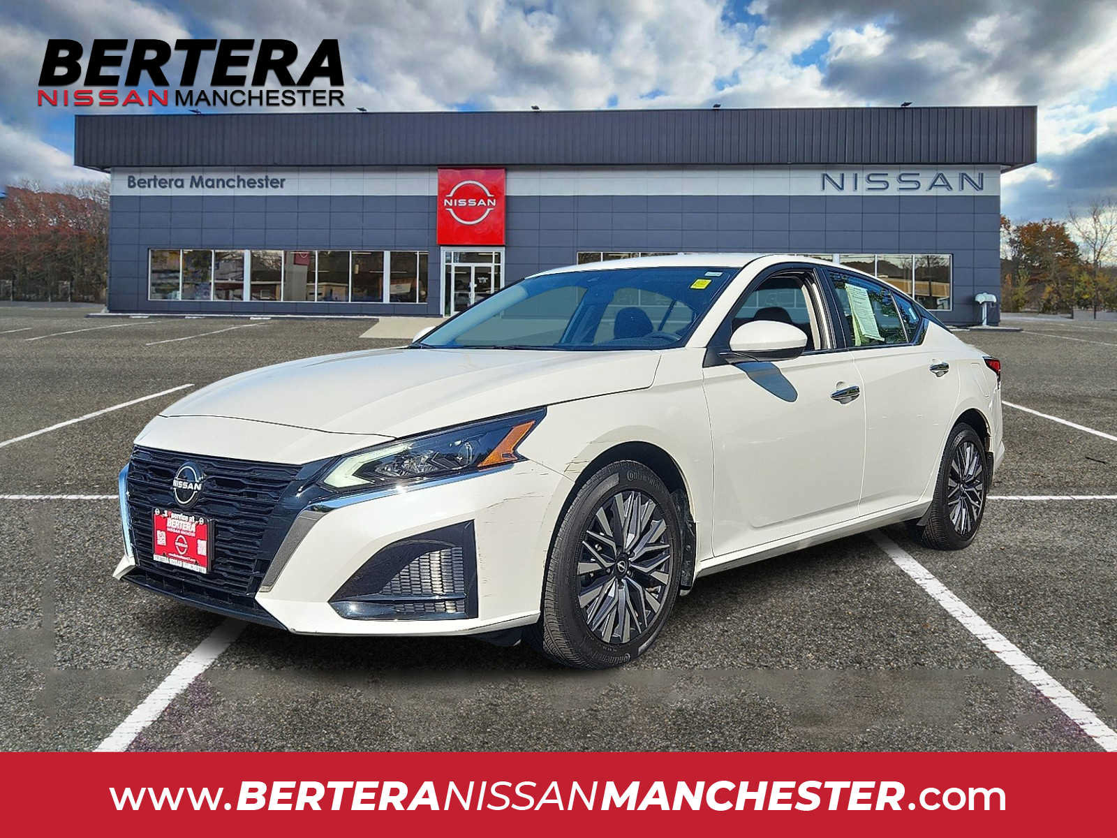 Used 2023 Nissan Altima 2.5 SV AWD/4WD image 1