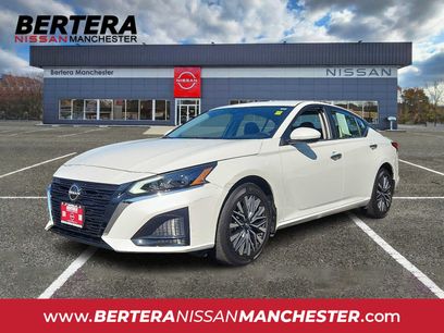 Used 2023 Nissan Altima 2.5 SV