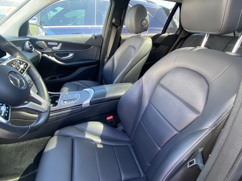 Used 2022 Mercedes-Benz GLC 300 image 6