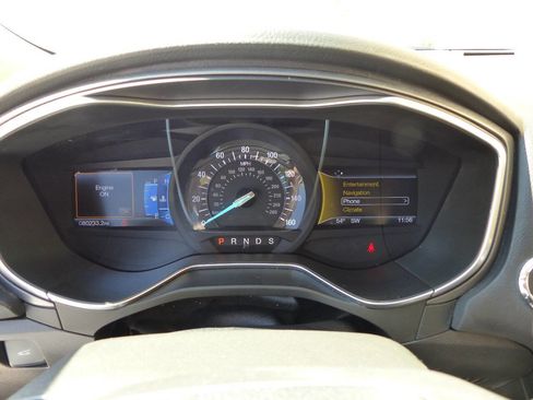 Used 2016 Ford Fusion Titanium FWD image 30