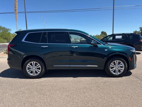 Used 2024 Cadillac XT6 Luxury FWD image 6