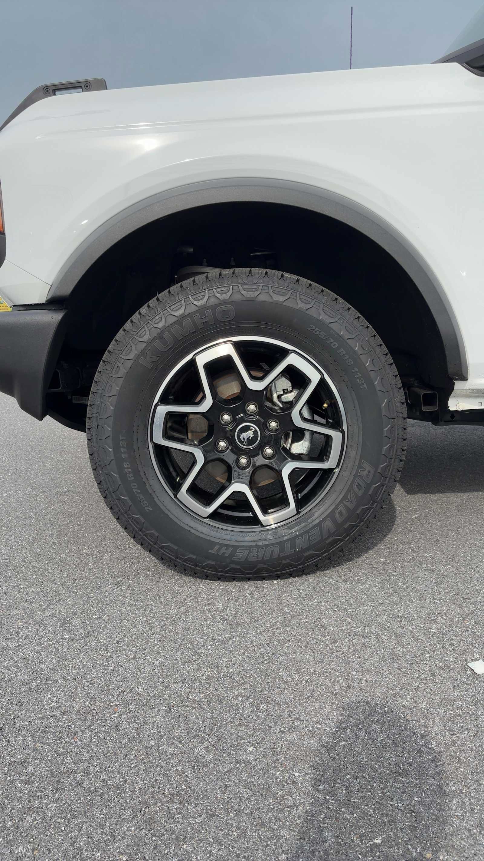 Used 2023 Ford Bronco 4-Door AWD/4WD image 9