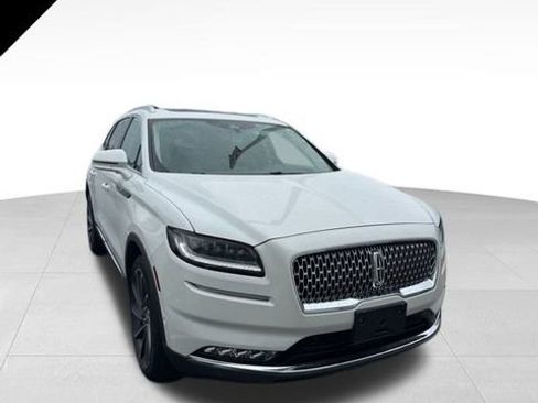 Used 2023 Lincoln Nautilus Reserve w/ Equipment Group 202A image 1