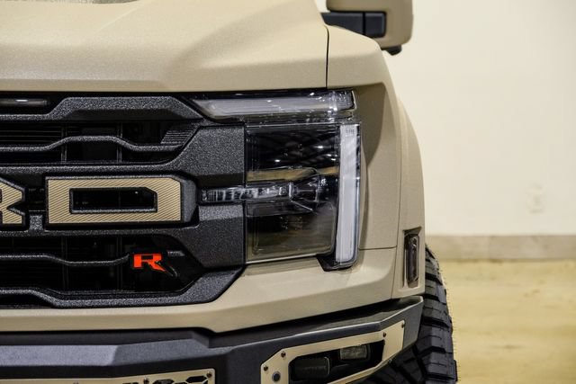 Used 2026 Ford F150 Raptor w/ Equipment Group 803A Raptor R AWD/4WD image 3