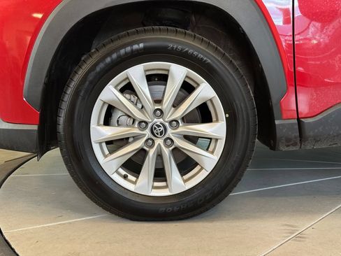 Used 2022 Toyota Corolla Cross LE FWD image 24