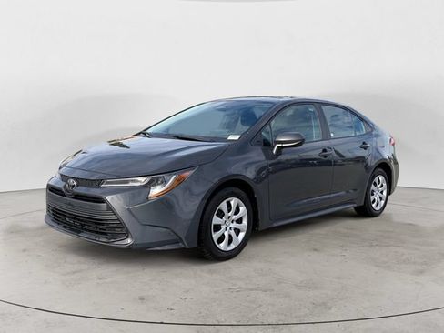 Used 2024 Toyota Corolla LE FWD image 1