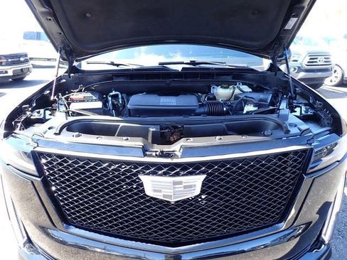 Used 2023 Cadillac Escalade Sport w/ Touring Package image 15