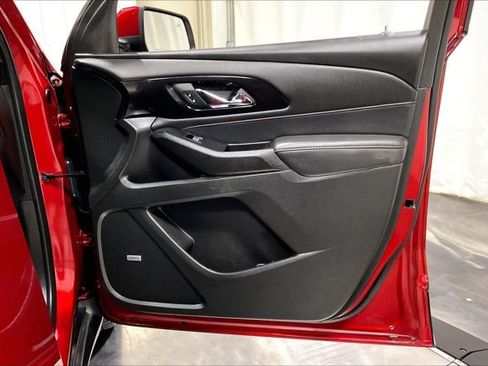 Used 2023 Chevrolet Traverse RS w/ LPO, Floor Liner Package AWD/4WD image 24