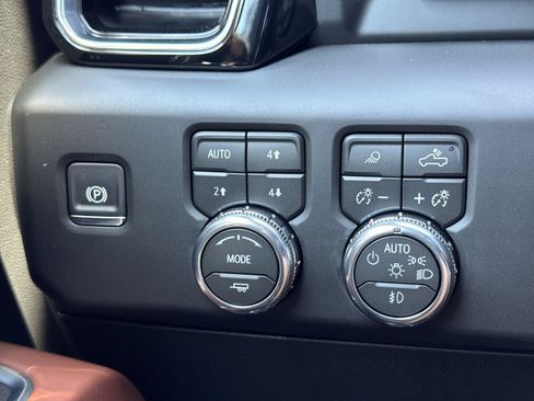 New 2026 GMC Sierra 1500 Denali Ultimate AWD/4WD image 16