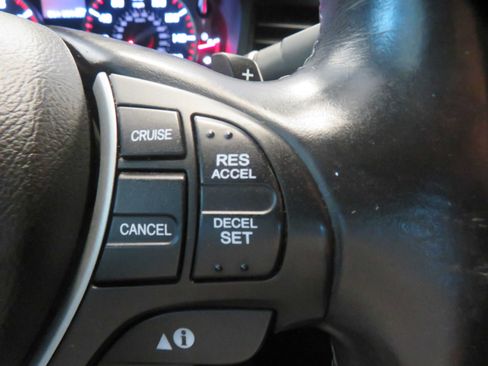 Used 2016 Acura ILX FWD image 29