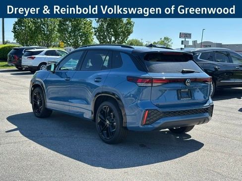 New 2026 Volkswagen Tiguan SE R-Line FWD image 5