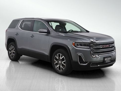 Used 2023 GMC Acadia SLE image 8