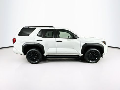Used 2026 Toyota 4Runner SR5 AWD/4WD image 10