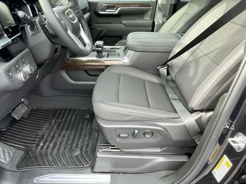 New 2026 GMC Sierra 1500 Elevation image 12