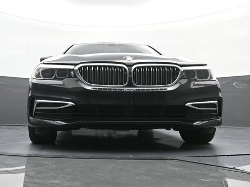 Used 2019 BMW 530i RWD image 22