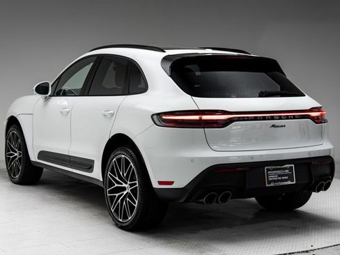Certified 2026 Porsche Macan AWD/4WD image 3