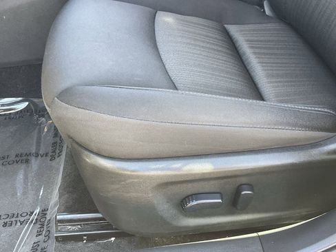 Used 2024 Nissan Altima 2.5 SV image 25