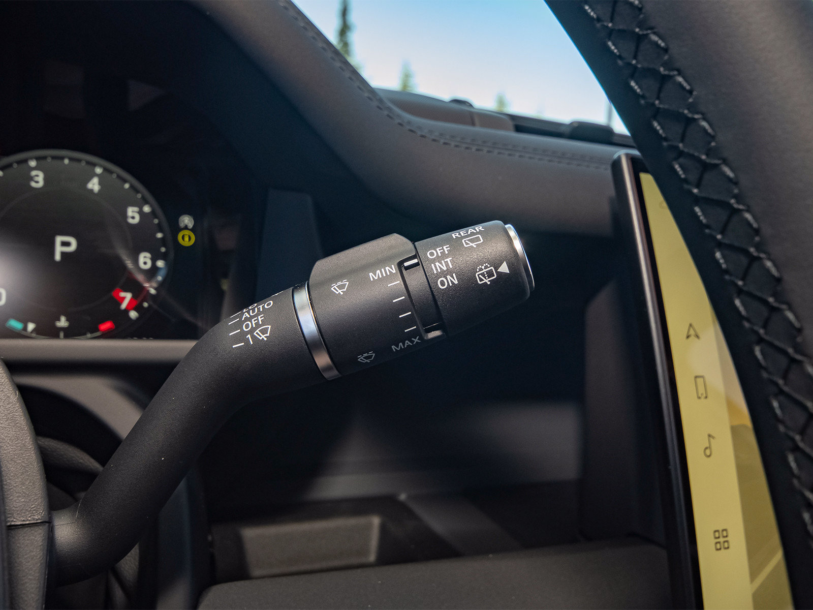 New 2026 Land Rover Defender 110 S AWD/4WD image 14
