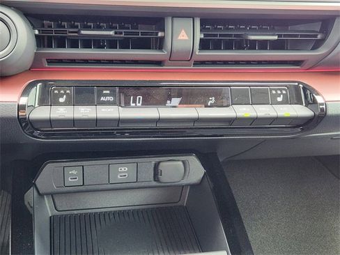 New 2025 Toyota Prius Plug-In Hybrid image 14