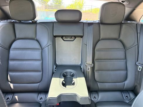 Used 2026 Porsche Macan Turbo AWD/4WD image 24