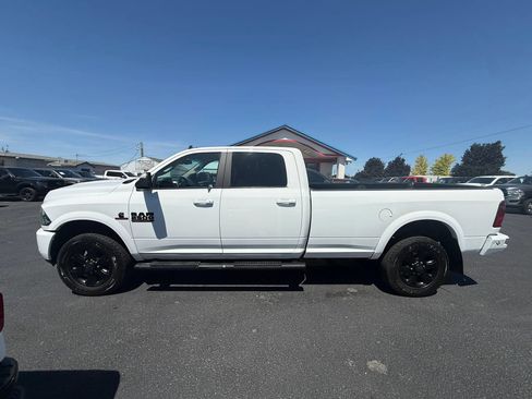 Used 2017 RAM 2500 Big Horn w/ Sport Appearance Group AWD/4WD image 2