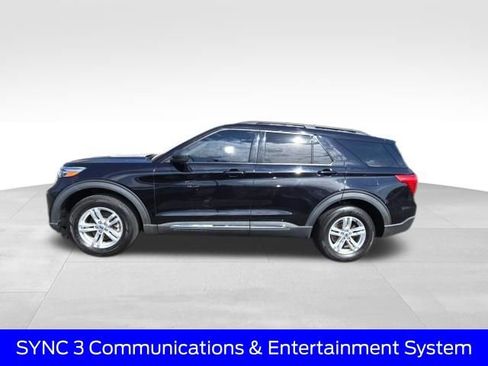 Used 2020 Ford Explorer XLT w/ Comfort Package AWD/4WD image 5