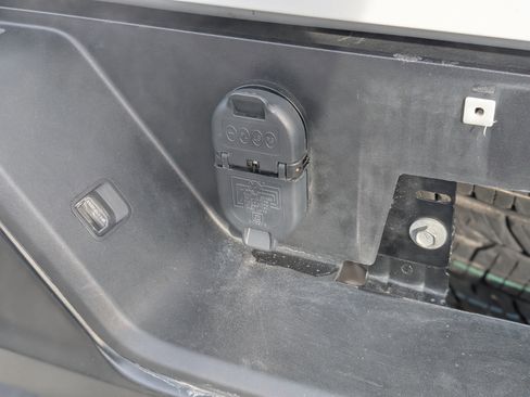 Used 2024 Chevrolet Silverado 1500 W/T w/ Trailering Package image 31