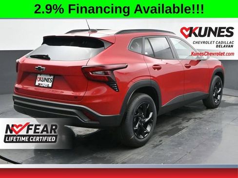 New 2026 Chevrolet Trax LT w/ Driver Confidence Package FWD image 7