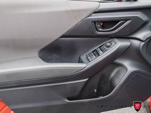 Used 2025 Subaru Crosstrek 2.0i Premium image 21