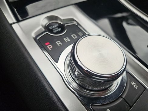 Used 2013 Jaguar XF R-S image 38