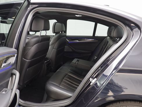 Used 2019 BMW M550i xDrive w/ Premium Package 2 image 15