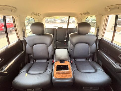Used 2021 Nissan Armada SL w/ Captain's Chairs Package AWD/4WD image 19
