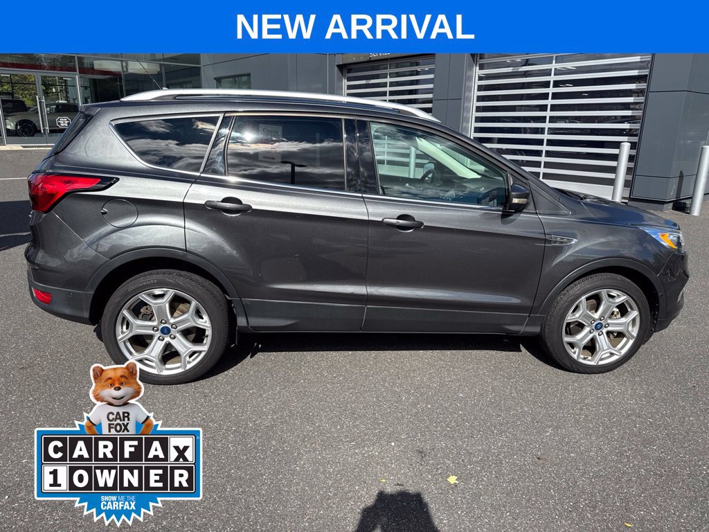 Used 2019 Ford Escape Titanium AWD/4WD image 9