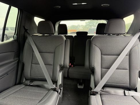 New 2026 Chevrolet Traverse LT w/ Driver Confidence Package image 12