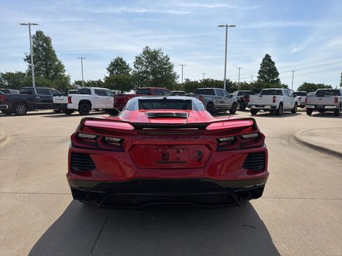 Used 2021 Chevrolet Corvette Stingray Preferred Conv w/ Z51 Performance Package RWD image 4