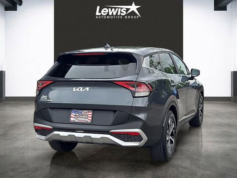 Used 2024 Kia Sportage EX FWD image 4