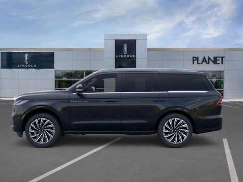 New 2026 Lincoln Navigator Black Label image 3