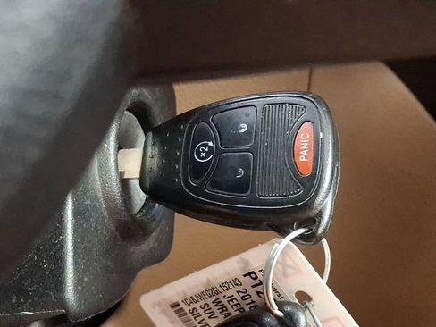 Used 2016 Jeep Wrangler Unlimited Sahara w/ Dual Top Group AWD/4WD image 25
